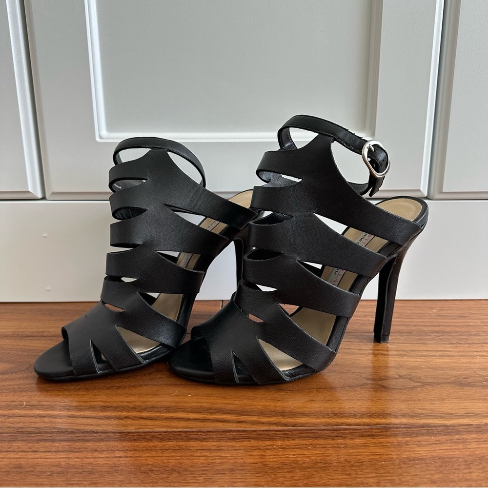 Chinese Laundry by Kristin Cavallieri Sandals